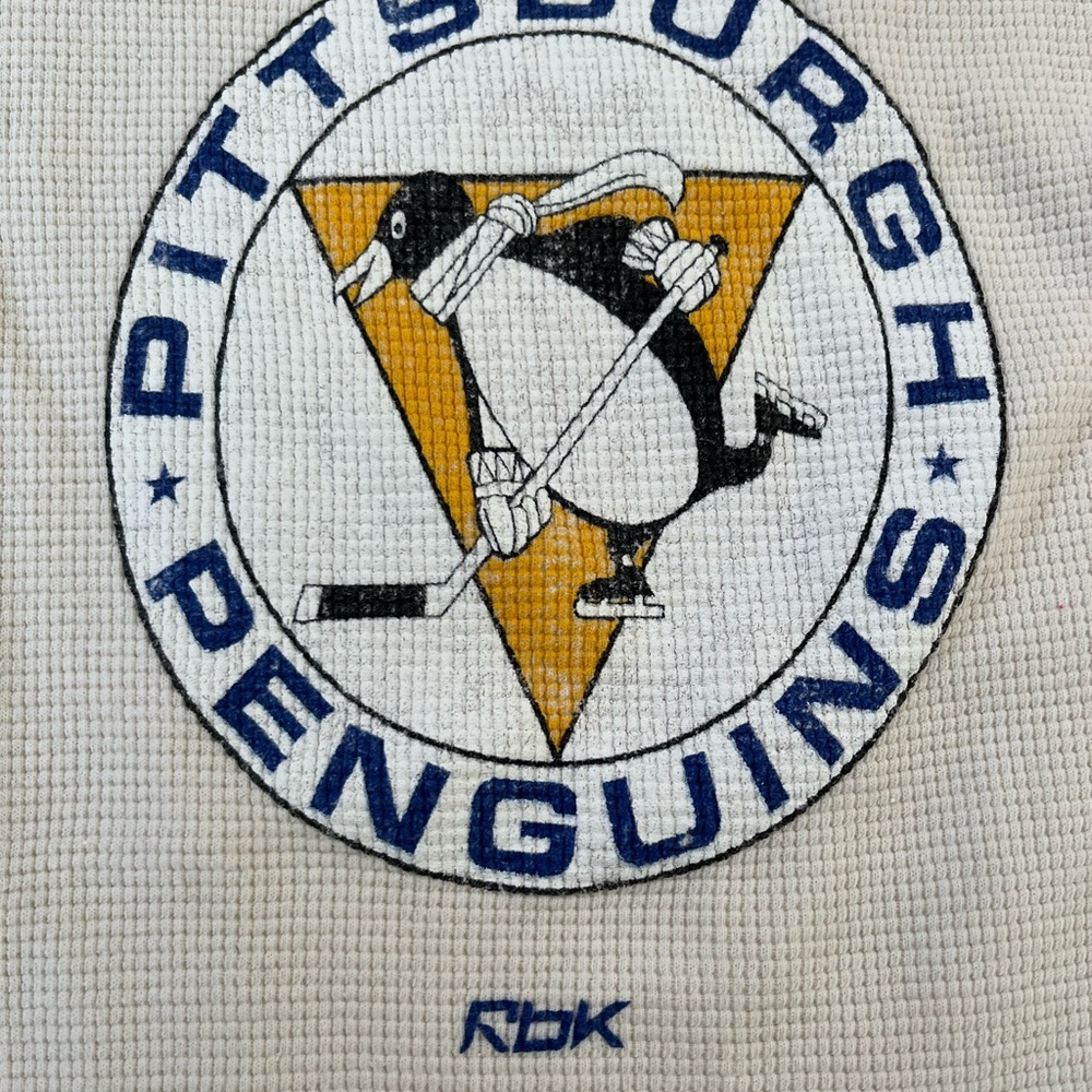 Reebok White Crewneck with Pittsburgh Penguins Logo